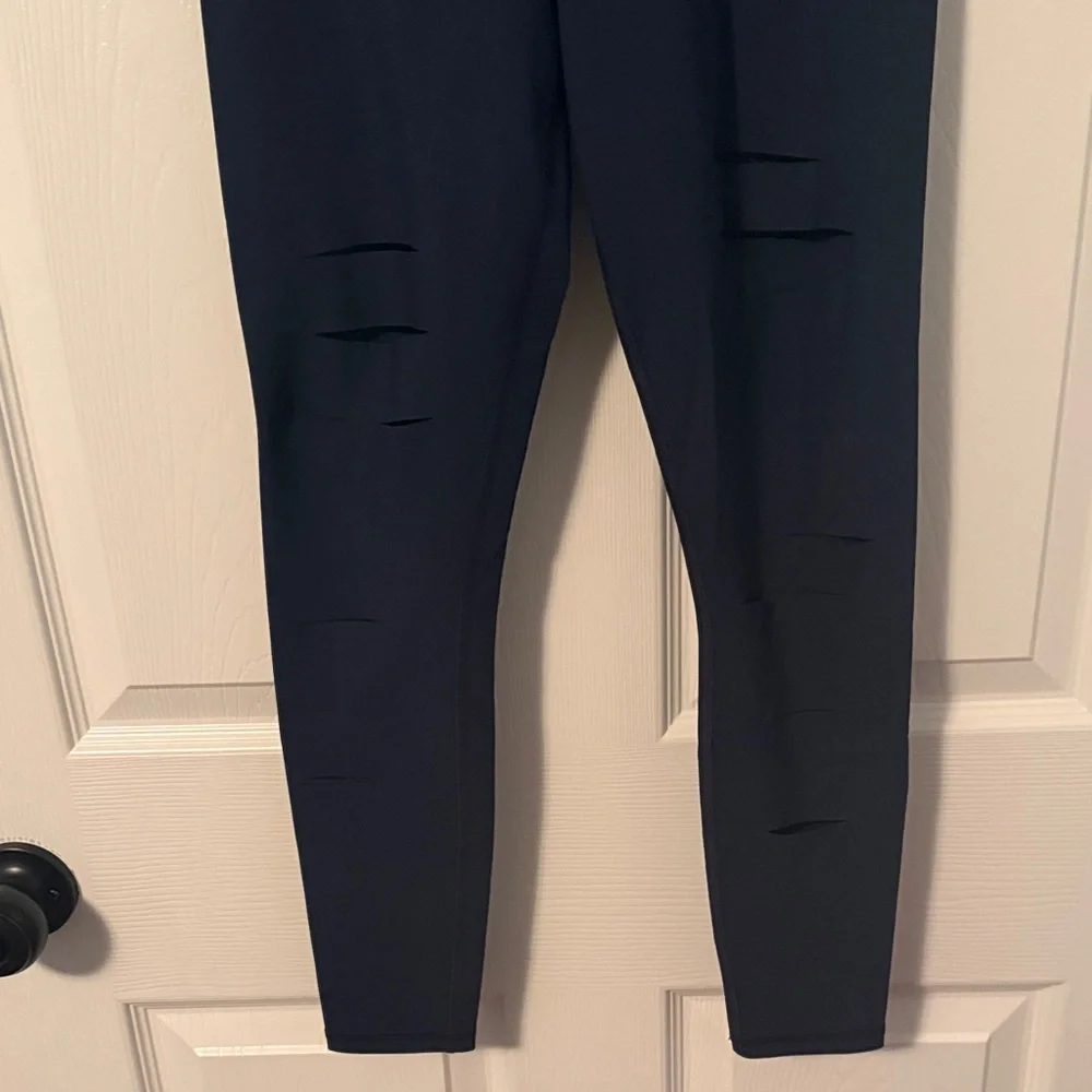 504 Alo Yoga High Waist Ripped Warrior Leggings XS Navy Blue Cutout